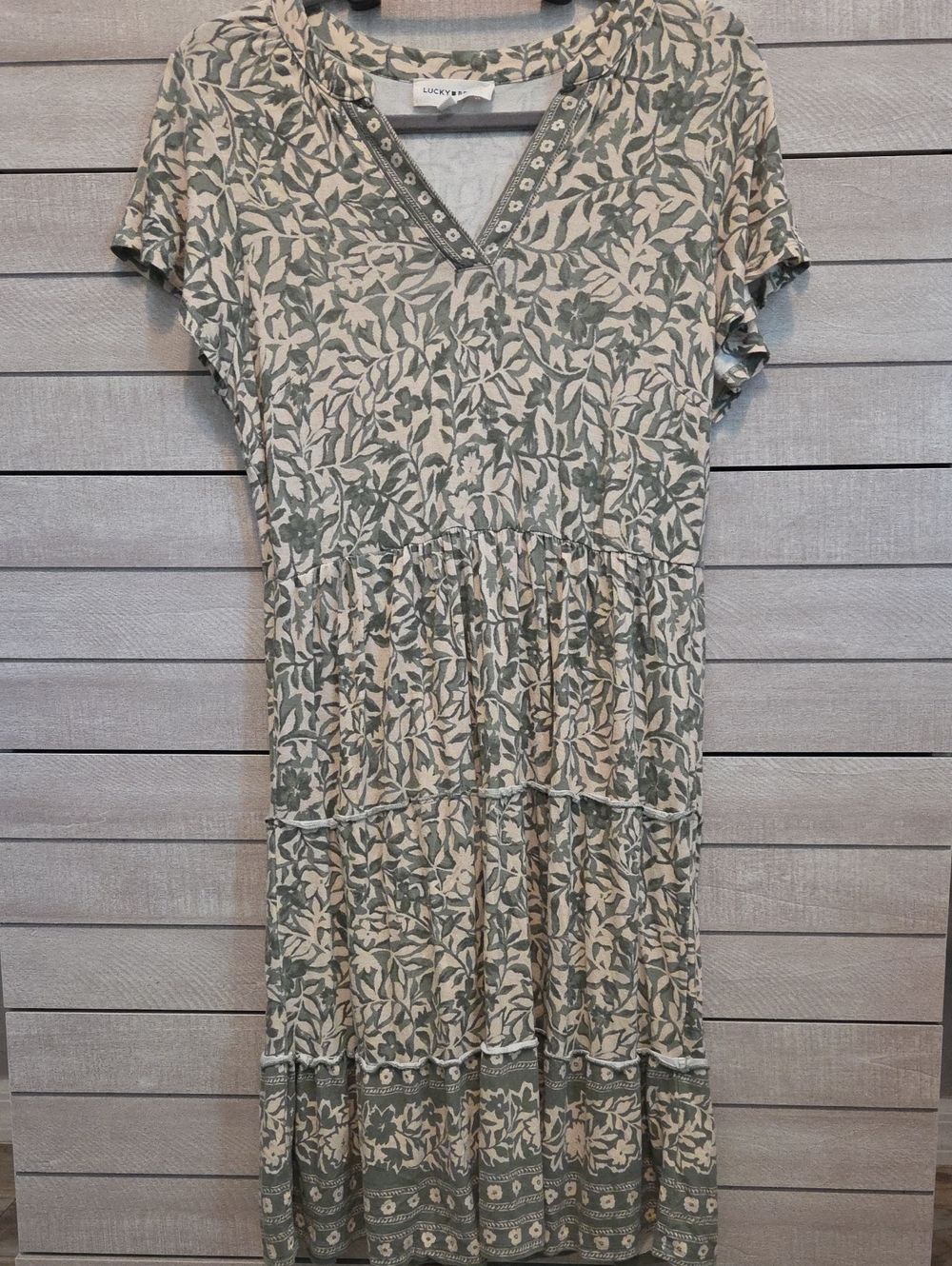 Lucky Brand Sage and Cream Floral Tiered Midi Dress Size Medium